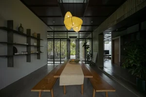 Cozy Modern One-Story House Nestled in the Lush Forests of Quang Nam - image 9