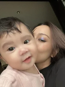 Singer Bao Anh Balances Motherhood and Music Tour Commitments - image 1