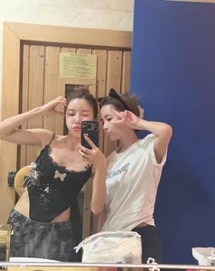 Youngest Contestant of Sisters Who Make Waves 2026 Reveals Truth About Trang Pháp - image 2