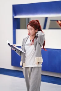 Youngest Contestant of Sisters Who Make Waves 2026 Reveals Truth About Trang Pháp - image 4