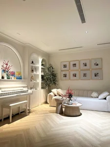 Luxury Living: Inside the Grand Mansions of Vbiz Stars Do My Linh and Linh Rin - image 16