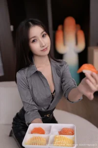 Elegant Minimalist Fashion: Xing Ya Da in Gray Shirt - XiuRen No.10978 Portrait Collection - image 16