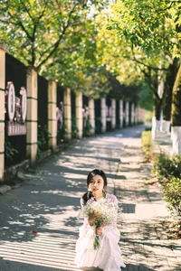 YiTuYu Art Language Vol.6840: Model Shi Xiao Wan Zi Photography Showcase - image 7