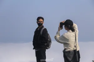 Ban Co Peak Sees Tourism Surge Following Bill Gates’ Scenic Tea Visit - image 9