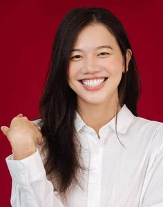Former Swimmer Anh Vien Receives High Praise Posing Alongside Beauty Queens - image 4