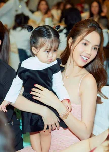 Little Xiao: The 3-Year-Old Fashionista and Viral Ngoc Trinh Lookalike Captivating Social Media - image 1