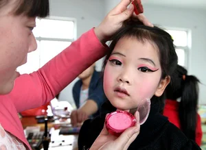 Little Xiao: The 3-Year-Old Fashionista and Viral Ngoc Trinh Lookalike Captivating Social Media - image 6