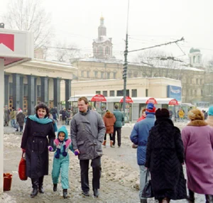 Rare and Astonishing Photos of Daily Life in Russia in 1994 - image 3