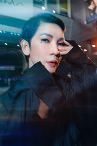 Model Xuan Lan and Daughter Showcase Stunning Street Style in Tokyo Night Photoshoot - image 2