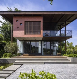 Stunning Stilt House Villa Captures International Media Attention - image 3