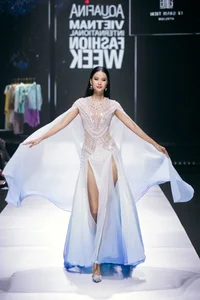 Dieu Nhi Sparks Pregnancy Rumors at Star-Studded Reunion Event - image 0