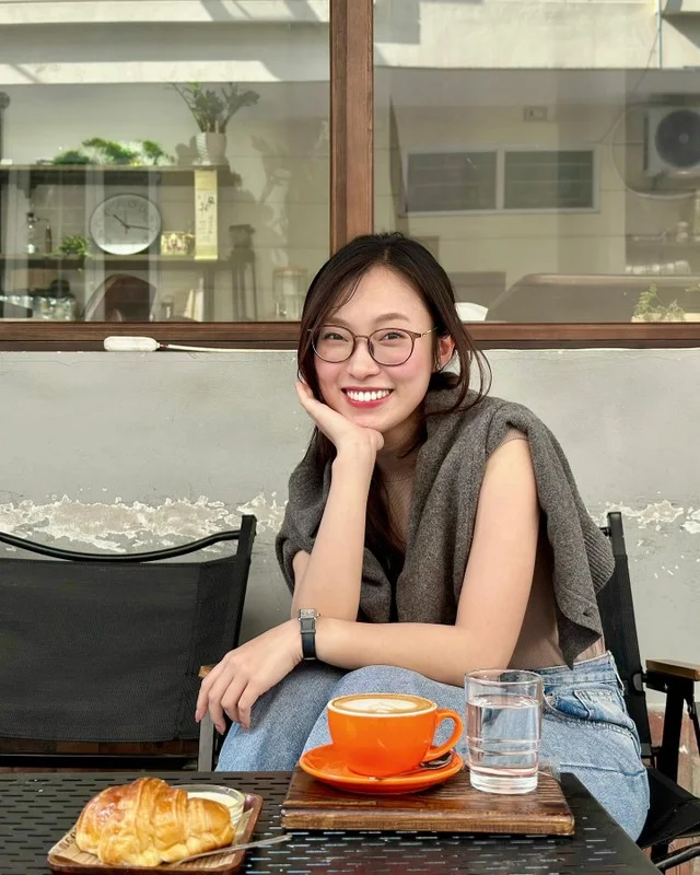 Khanh Vy's New Look: The '7-Language Hot Girl' Transforms Her Hair