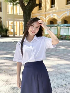 Khanh Vy's New Look: The '7-Language Hot Girl' Transforms Her Hair - image 4