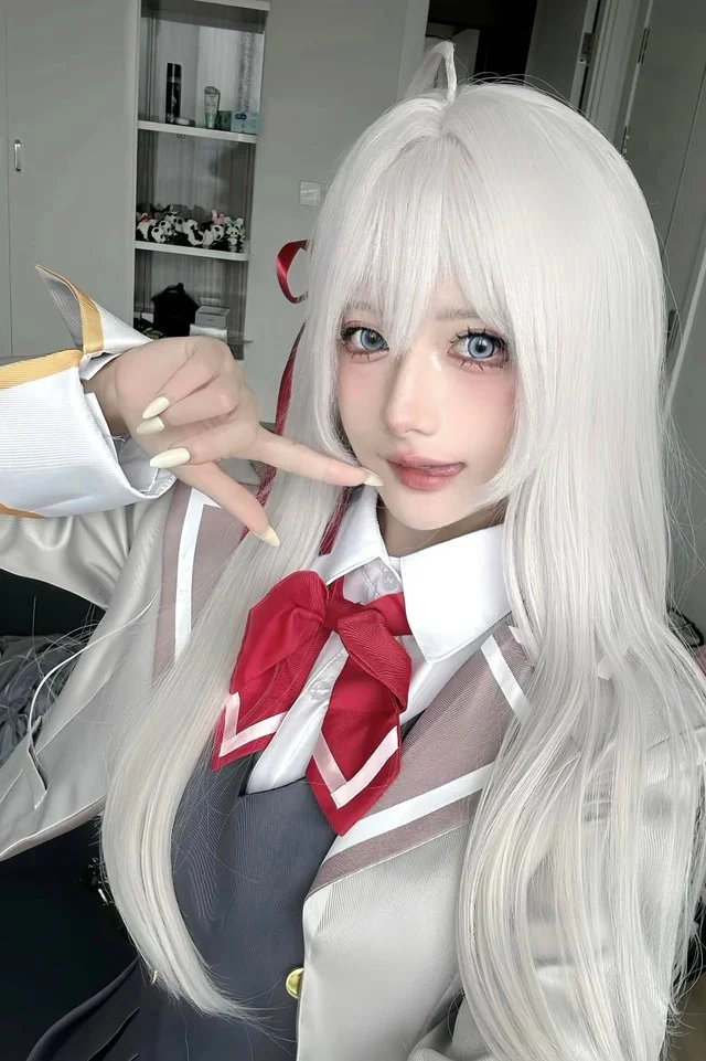 Cosplay Excellence: Exploring the Captivating Portfolio of Ha Vi