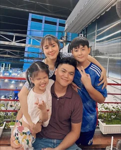 Actress Le Phuong Shares Family Photoshoot and Explains Stepson's Absence - image 8