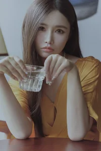 Modern Grace in YiTuYu Art Language Vol.5834 Featuring Han Han - image 3