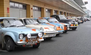 Road to Hanoi: A Marathon Journey for 26 Rare Vintage Cars - image 9