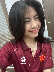 Vietnamese Women's National Team Star Swaps Jersey for Sweet and Chic Casual Style - image 0