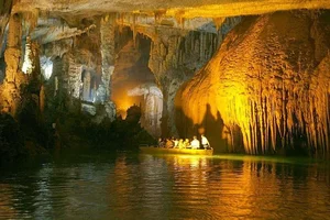 Breathtaking Underground Wonders: Inside the Middle East's Most Stunning Caves - image 7