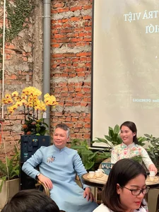 Shark Hung’s Wife Thu Trang Defines Quiet Luxury with Elegant Matching Outfits - image 7