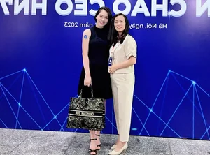 Shark Hung’s Wife Thu Trang Defines Quiet Luxury with Elegant Matching Outfits - image 1