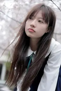 YiTuYu Vol.8649 Xiao Zi: Gentle Spring Beauty, an Aesthetic Portrait Amidst Blossoms. - image 30