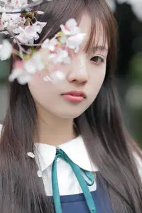 YiTuYu Vol.8649 Xiao Zi: Gentle Spring Beauty, an Aesthetic Portrait Amidst Blossoms. - image 7