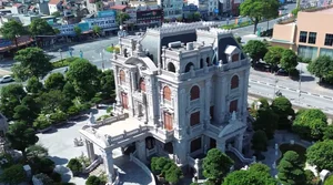 Million-Dollar Mansion in Ha Nam Leaves Everyone Speechless - image 6