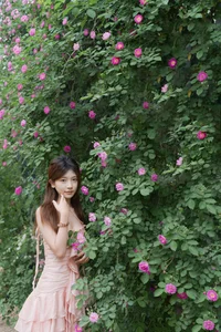 Sweet Romance: [Yituyu] Rose Love Only Drinks Milk Cap Collection - image 2