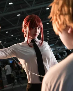 Striking Makima Cosplay Collection: 200+ Cool and Powerful Chainsaw Man Tributes - image 33