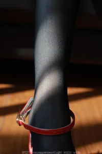 Tuan Tuan Explores Light and Shadow in Latest IESS Photography Set - image 52