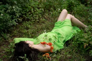 YiTuYu Art Language Vol.4207: A Visual Journey Featuring the Elegant Tang Tang - image 14