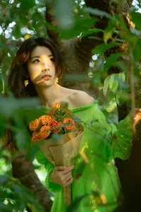YiTuYu Art Language Vol.4207: A Visual Journey Featuring the Elegant Tang Tang - image 2