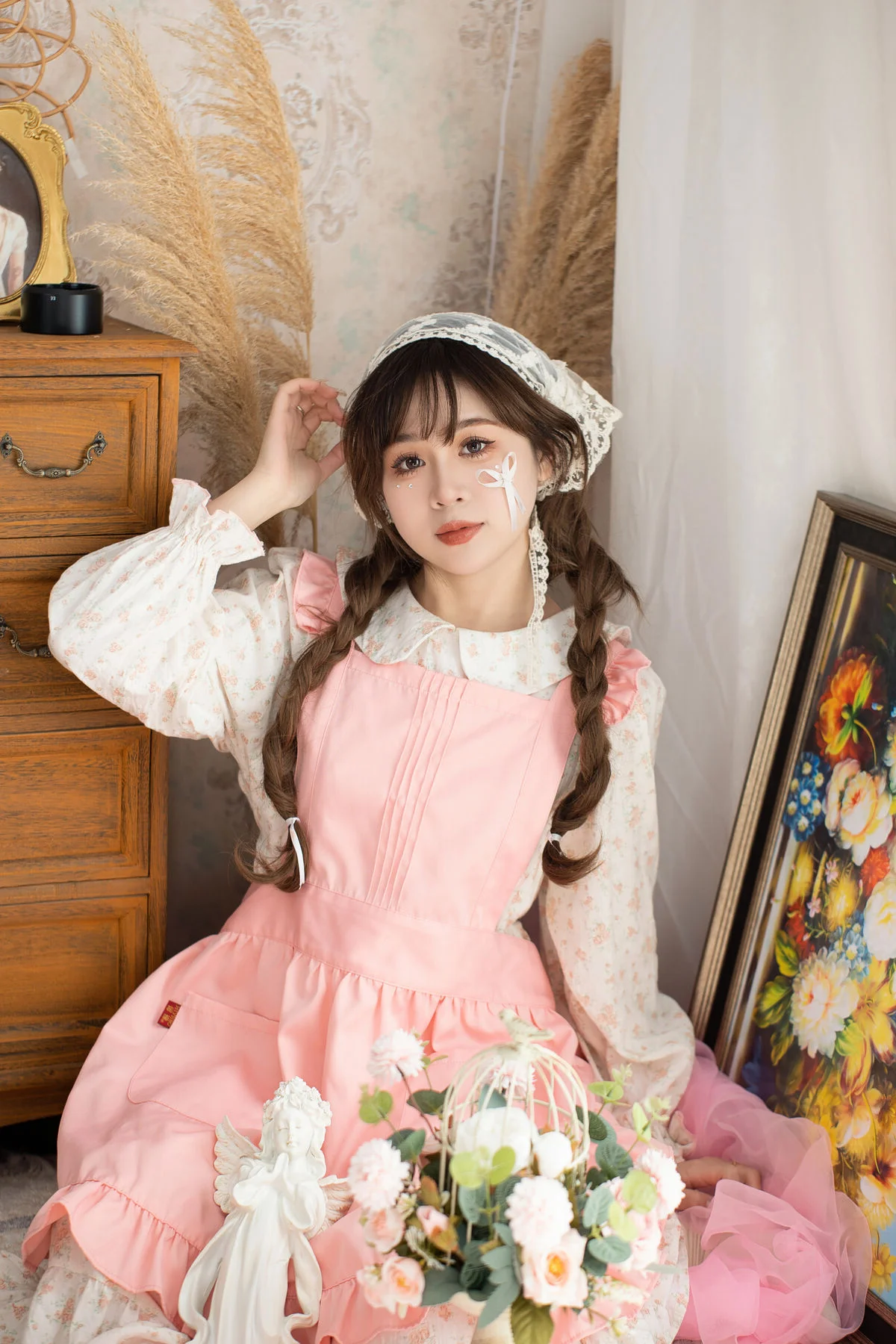 Exploring YiTuYu Art Language Vol.6302: The Artistic Vision of Pao Fu Xiao Fang