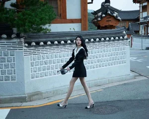 Rich Kid Jolie Nguyễn Shines with Stunning Visuals During South Korea Visit - image 6