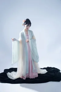 YiTuYu Art Language Vol.6044 Featuring Yi Xuan: A Masterclass in Portraiture - image 8