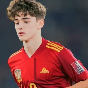 The World Cup 2022 Heartthrob: Revisiting the Viral Style of Cho Gue-sung - image 9