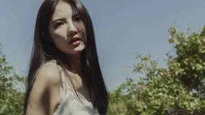 Elegant Art Photography: YiTuYu Art Language Vol.5585 Featuring Yan Shi Yi - image 0