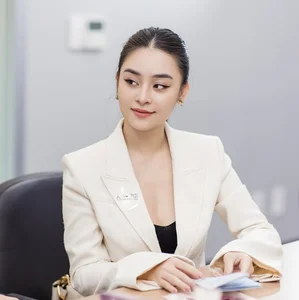 Miss Vietnam Do Ha Stuns in Luxurious South Korea Photoshoot - image 0