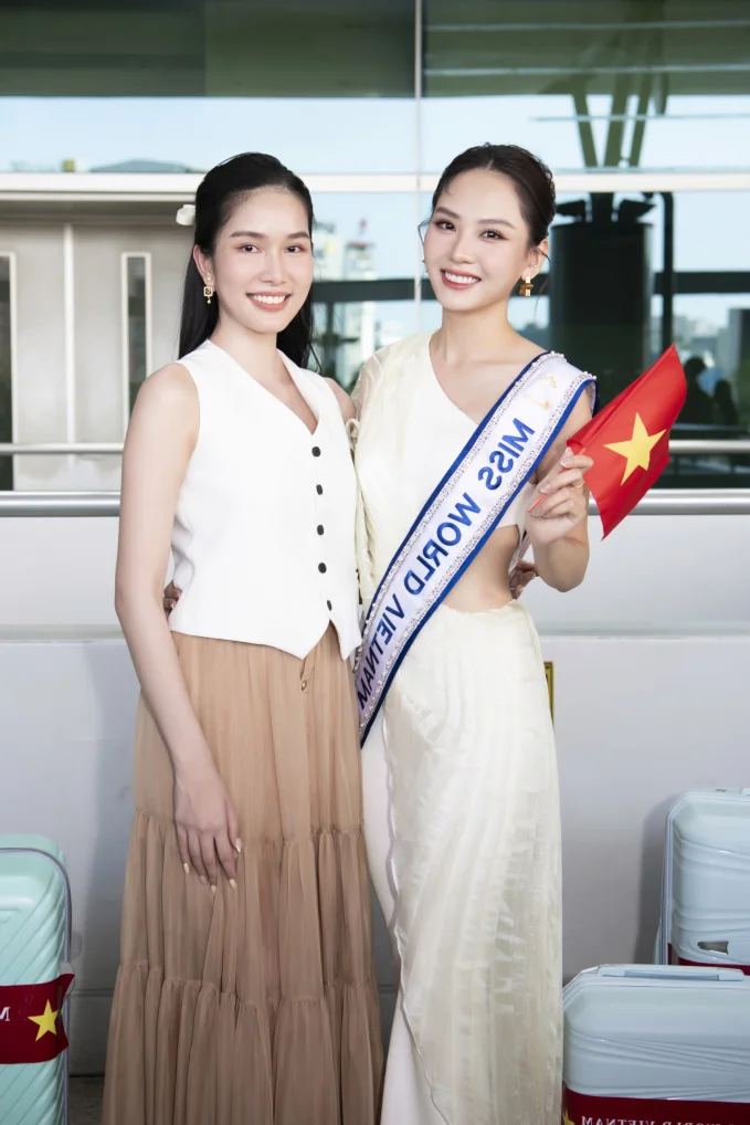 Miss World Vietnam Mai Phuong Departs for India with 140kg of Luggage and Strong Support from Fellow Queens