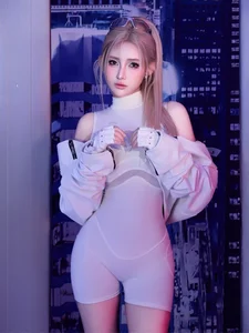 DJ Jenny Yen: The 'DJ Goddess' With a Look So Perfect It Mimics AI - image 5