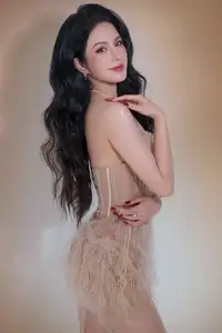 Diep Lam Anh Stuns: Her "Living Doll" Beauty Captivates All Eyes! - image 3