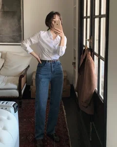 5 Essential Fashion Items for a Seamless Spring-to-Summer Wardrobe - image 10