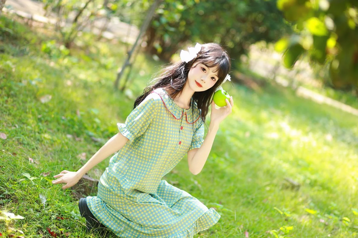 YiTuYu Art Language Vol.6004: Artistic Portraiture with Guan Ning - Exclusive Visual Language Series