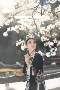 Visual Storytelling in YiTuYu Art Language Vol. 4201: Featuring the Radiant Wei Wei - image 13