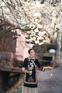 Visual Storytelling in YiTuYu Art Language Vol. 4201: Featuring the Radiant Wei Wei - image 24