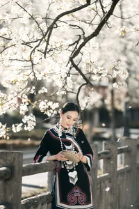 Visual Storytelling in YiTuYu Art Language Vol. 4201: Featuring the Radiant Wei Wei - image 42