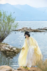 Ethereal Grace of Wan Jiang Ting in YiTuYu Art Language Vol.8851 by the Lake - image 3