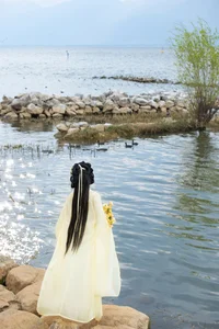 Ethereal Grace of Wan Jiang Ting in YiTuYu Art Language Vol.8851 by the Lake - image 24