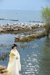 Ethereal Grace of Wan Jiang Ting in YiTuYu Art Language Vol.8851 by the Lake - image 40